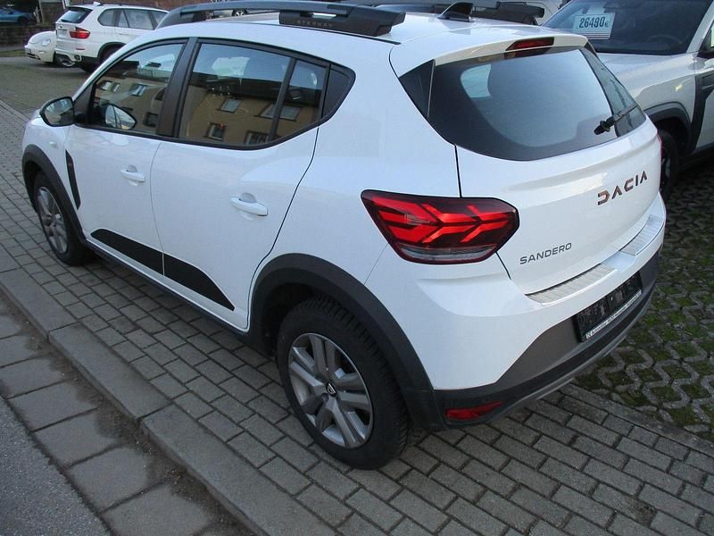 Gebraucht Dacia Sandero Extreme 91 PS (66 kW) 2023 Weiß Kleinwagen
