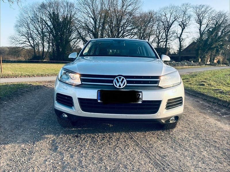 Gebraucht VW Touareg 239 PS (175 kW) 2010 Silber SUV
