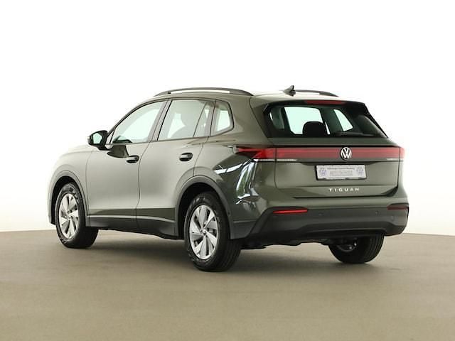 Gebraucht VW Tiguan Basis 150 PS (110 kW) 2024 SUV