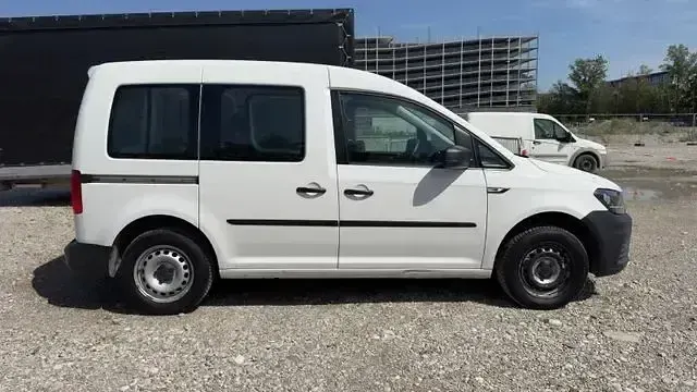 Gebraucht VW Caddy 102 PS (75 kW) 2020 Weiß Van / Kleinbus