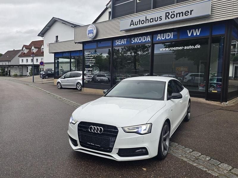 Weiß Gebraucht 2012 Audi A5 Sportback S-line plus Kleinwagen | 11.900 € (Etwas zu teuer) - Bild 1/4