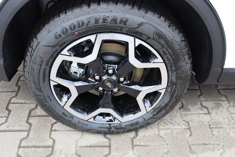 Gebraucht Ford Kuga Active 242 PS (177 kW) 2025 Frozen white SUV