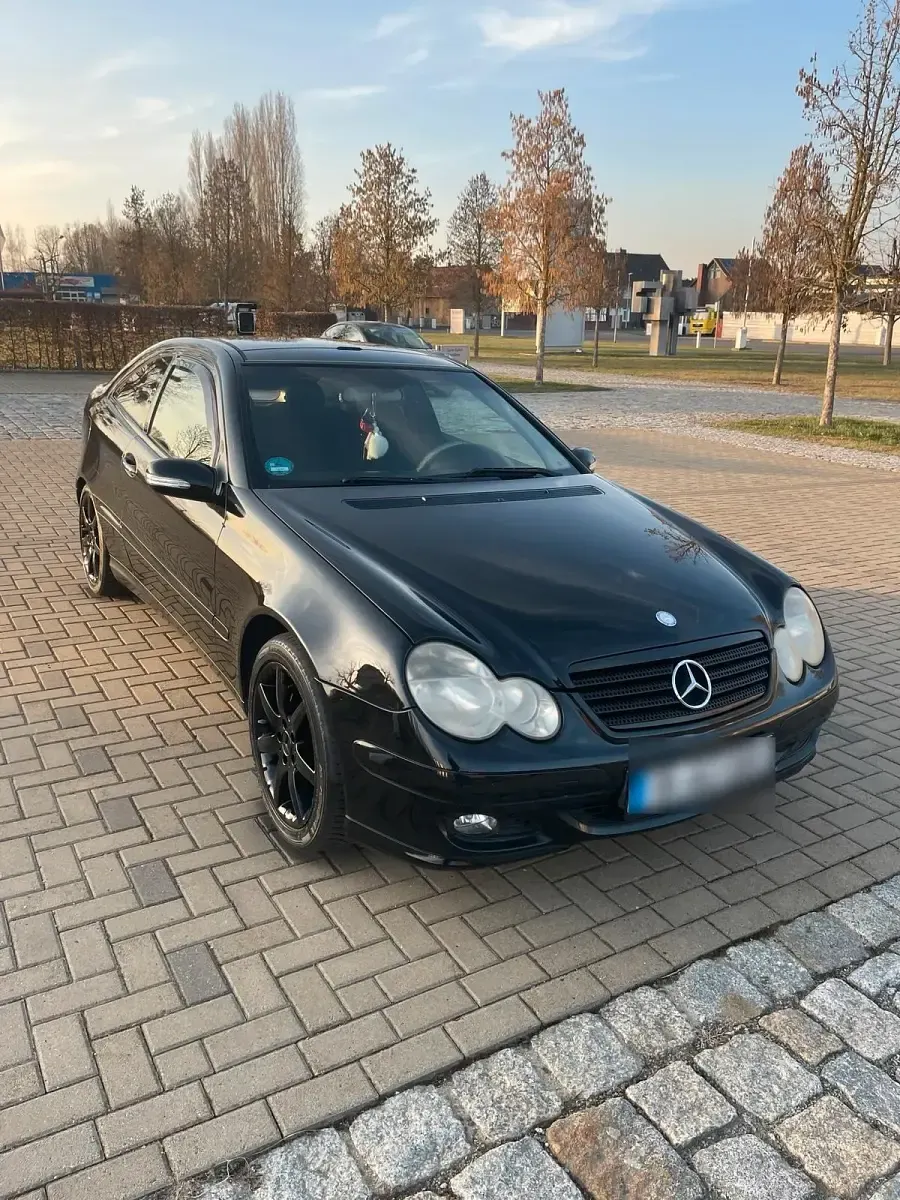 Gebraucht Mercedes C200 2004 Schwarz Coupé