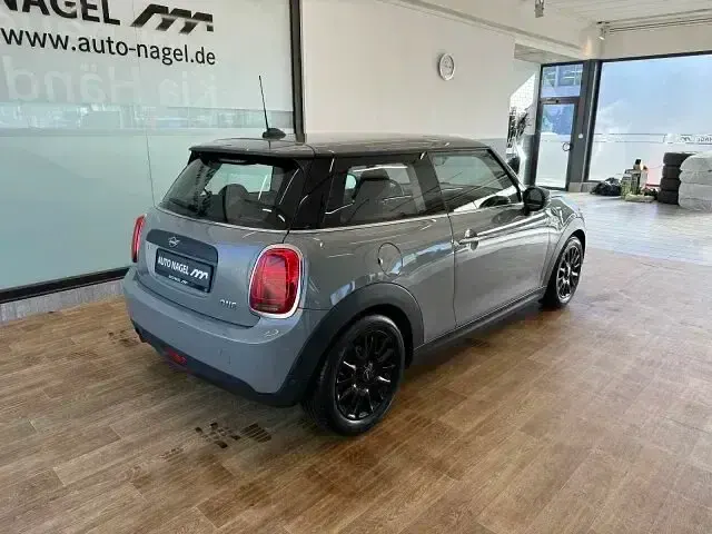 Occasion Mini ONE Pepper 102 PK (75 kW) 2020 Grijs Hatchback