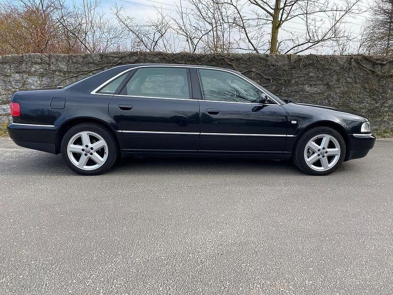 Gebraucht Audi A8L 310 PS (228 kW) 2001 Schwarz Limousine