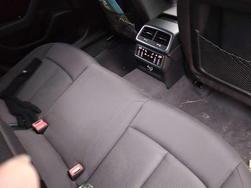 Gebraucht Audi A6 245 PS (180 kW) 2019 Blau Kombi