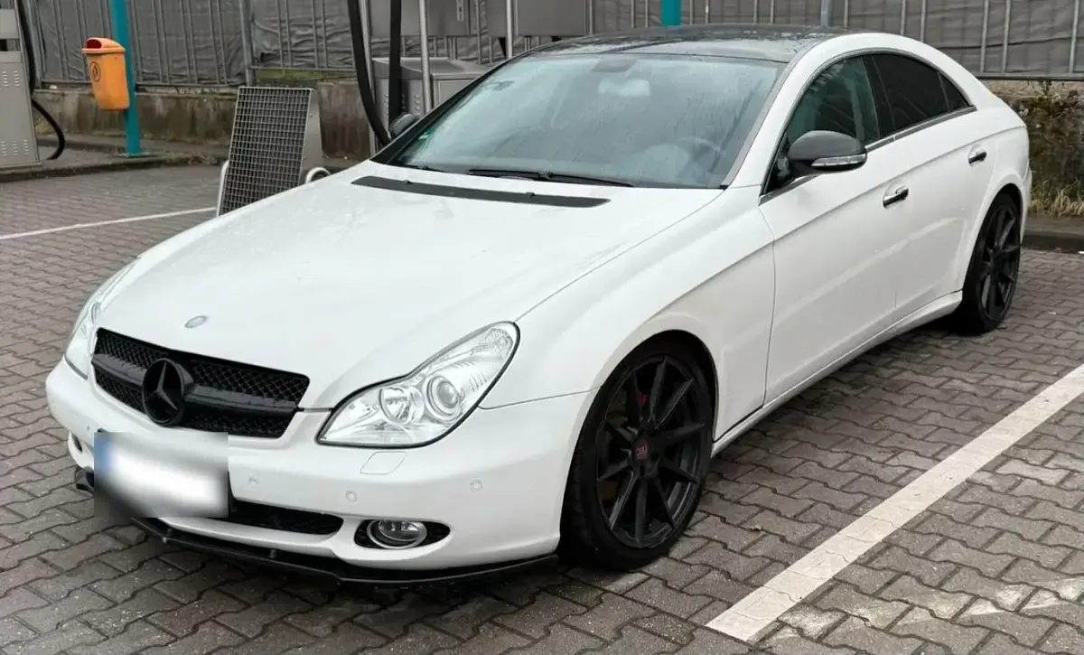 Gebraucht Mercedes CLS320 224 PS (164 kW) 2005 Weiß Limousine