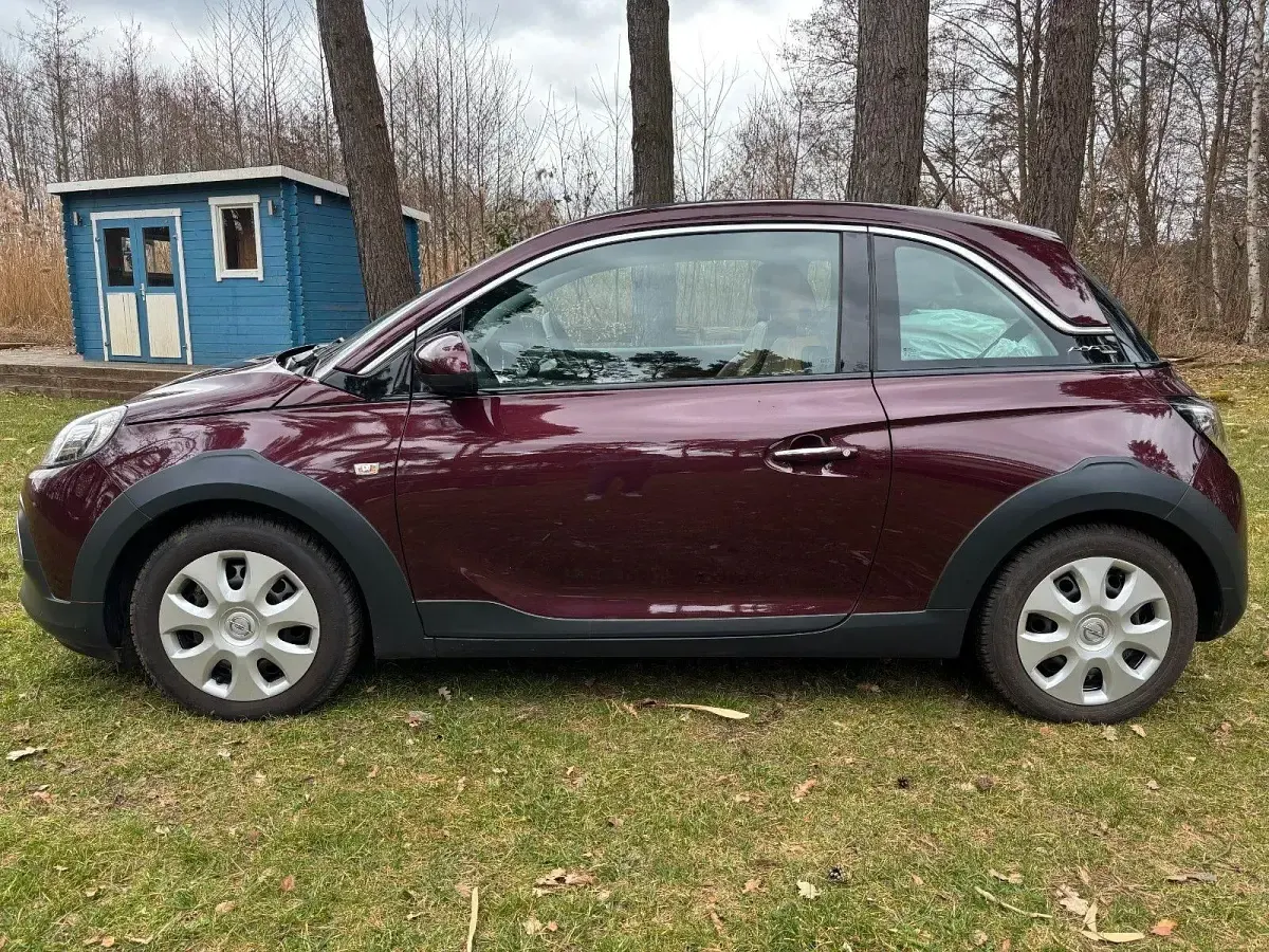 Gebraucht Opel Adam Rocks Rocks 87 PS (63 kW) 2015 Rot Kleinwagen