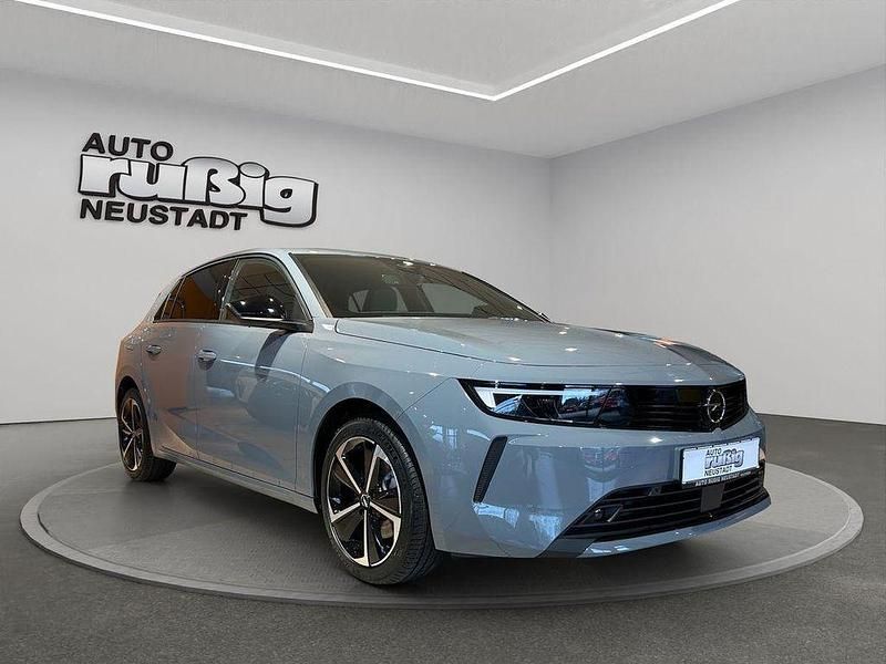 Neu Opel Astra Edition 145 PS (106 kW) 2026 Grafik grau (uni) Limousine