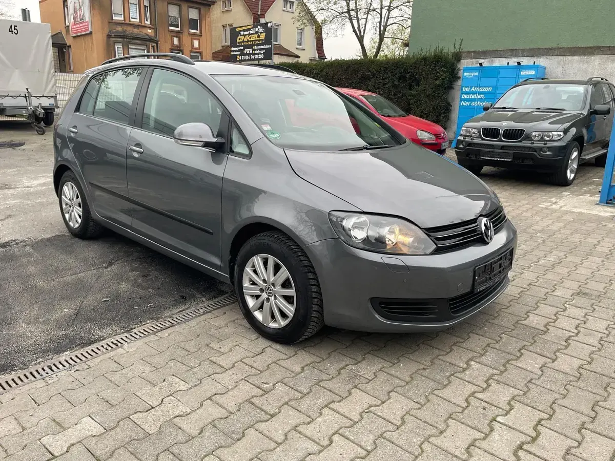 Second-hand VW Golf VII 122 CP (89 kW) 2013 Gri Berlinǎ