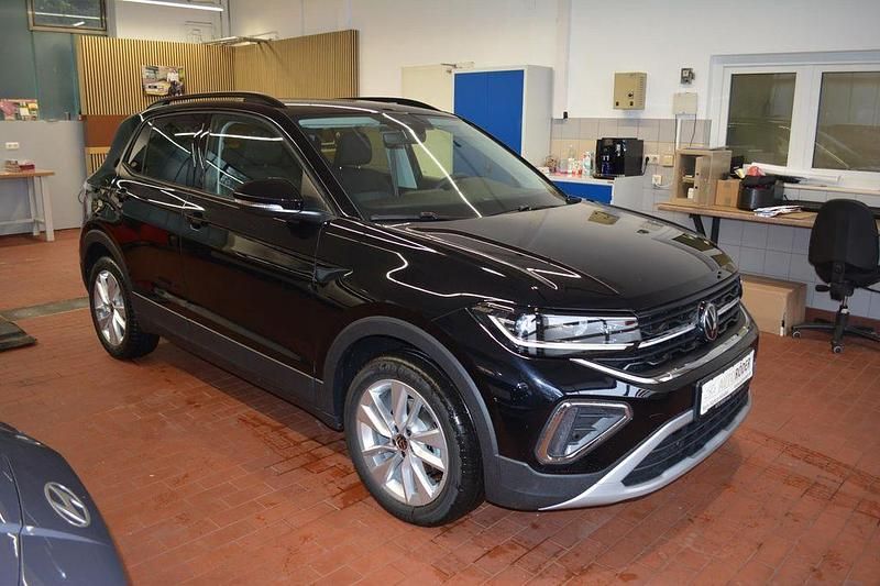 Neu VW T-Cross 116 PS (85 kW) 2025 Schwarz SUV