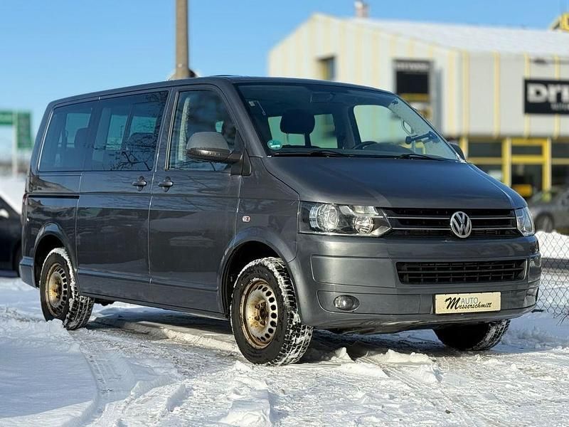 Grau Gebraucht 2013 VW Caravelle Van / Kleinbus | 9.940 € (Superpreis) - Bild 1/4