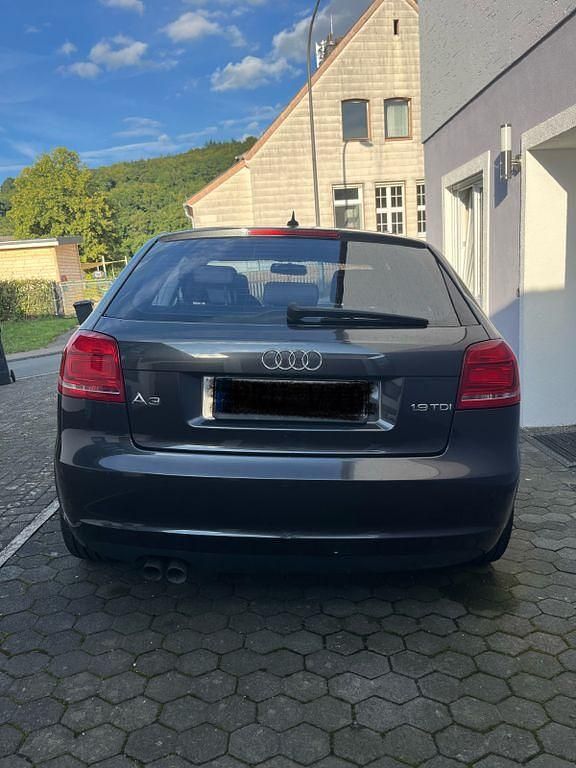Gebraucht Audi A3 Attraction 105 PS (77 kW) 2009 Grau Kombi