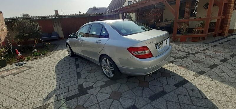 Gebraucht Mercedes C220 Elegance 170 PS (125 kW) 2007 Silber Limousine