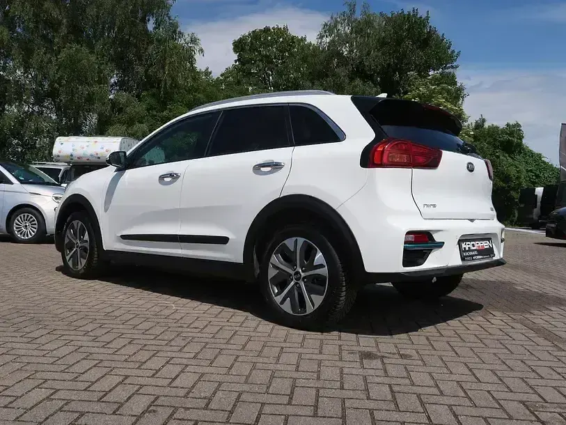 Gebraucht Kia e-Niro Spirit 150 kW (204 PS) 2020 Weiss SUV