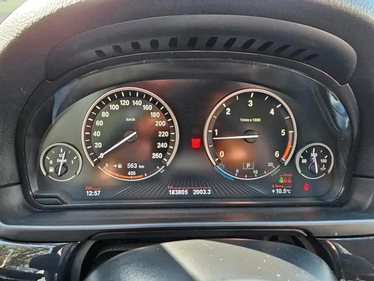Gebraucht BMW 520 190 PS (139 kW) 2015 Braun Kombi
