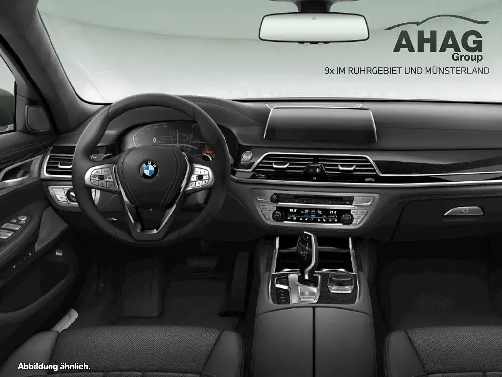 Gebraucht BMW 740 Efficient Dynamics 340 PS (250 kW) 2022 Schwarz Limousine