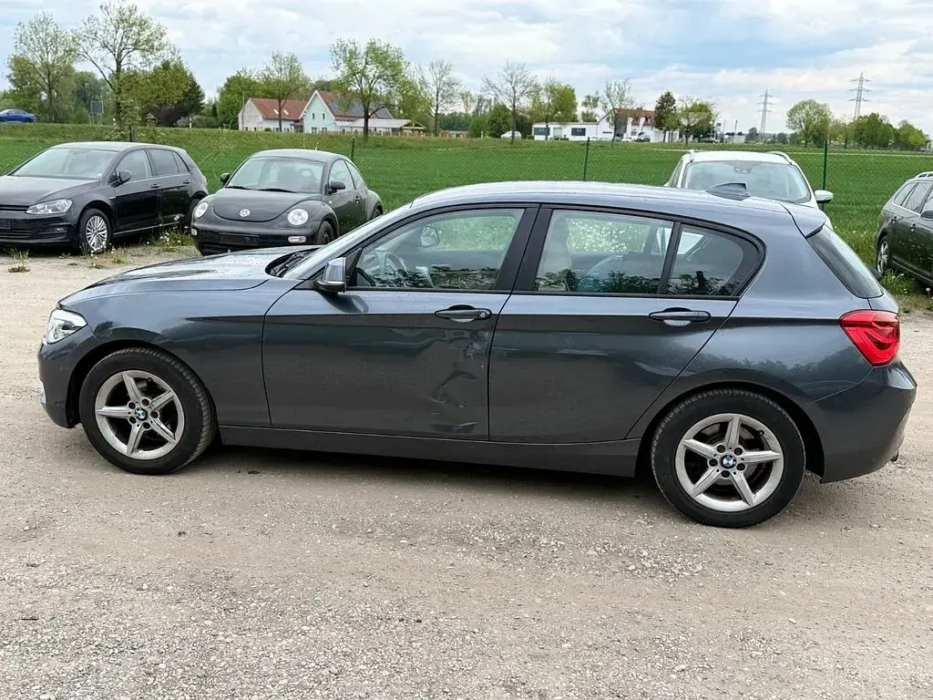 Gebraucht BMW 116 109 PS (80 kW) 2015 Grau Kleinwagen