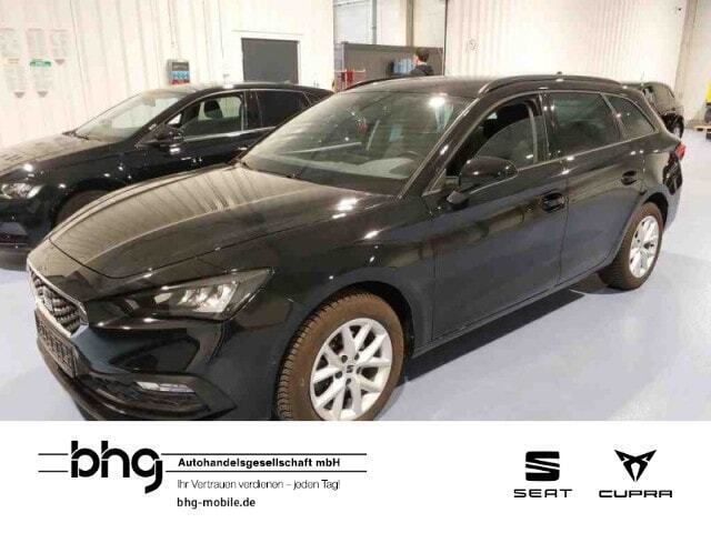 Midnight schwarz metallic Gebraucht 2021 Seat Leon Style Kombi | 22.530 € (Fairer Preis) - Bild 1/4