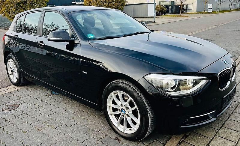 Gebraucht BMW 118 Sport Line 143 PS (105 kW) 2013 Schwarz Kleinwagen