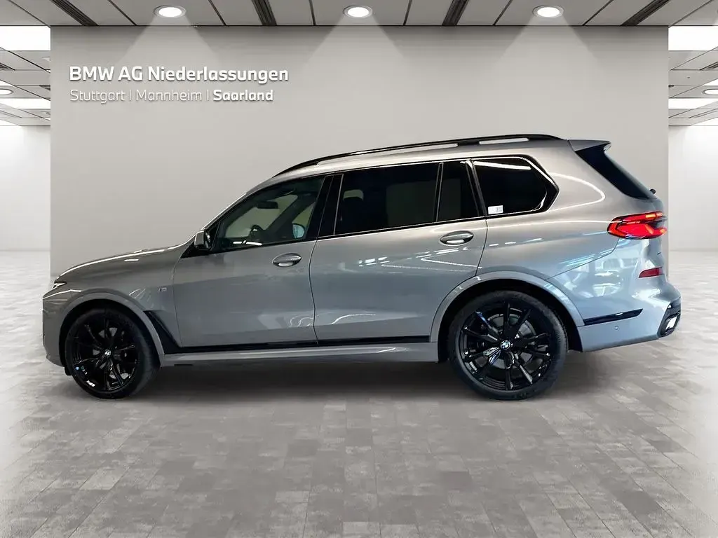 Gebraucht BMW X7 M Sport 340 PS (250 kW) 2023 Grau SUV