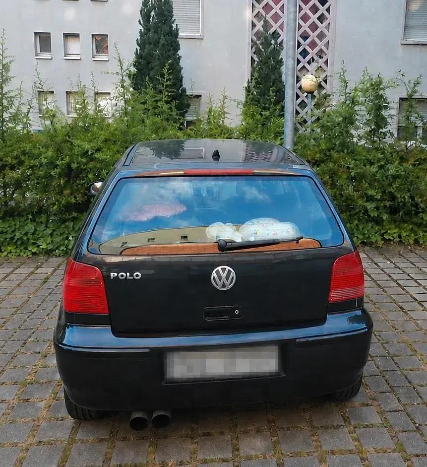Gebraucht VW Polo 60 PS (44 kW) 2001 Schwarz Kleinwagen
