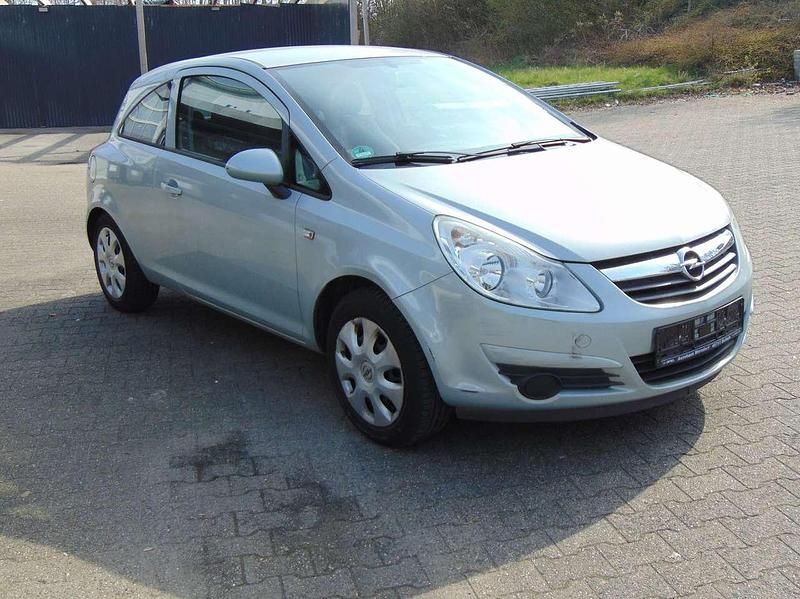 Gebraucht Opel Corsa Edition 60 PS (44 kW) 2009 Silber Kleinwagen
