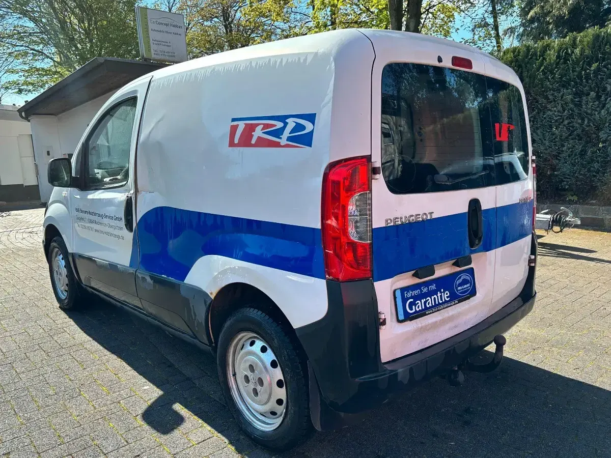 Gebraucht Peugeot Bipper 68 PS (50 kW) 2009 Weiß Van / Kleinbus
