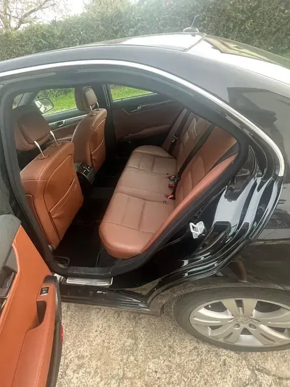 Gebraucht Mercedes C180 Avantgarde 143 PS (105 kW) 2007 Schwarz Limousine