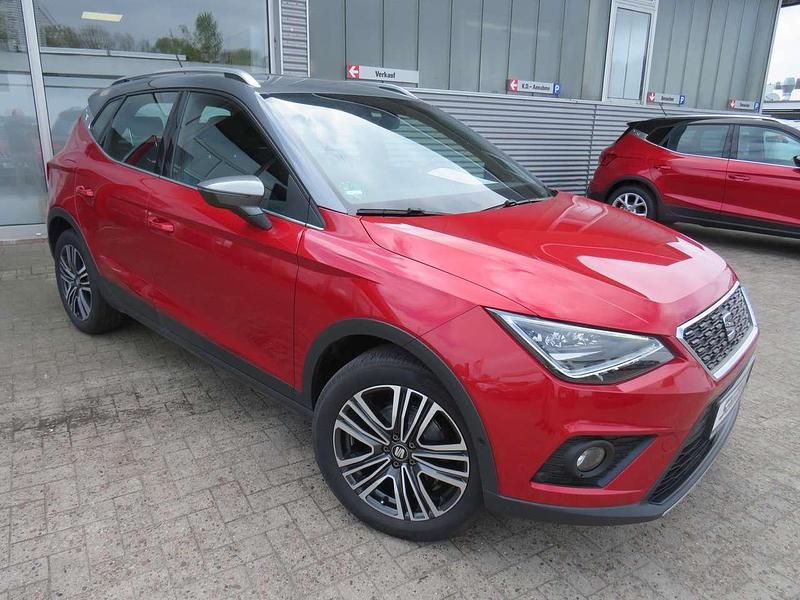 Gebraucht Seat Arona XCELLENCE 116 PS (85 kW) 2017 "desire" rot SUV
