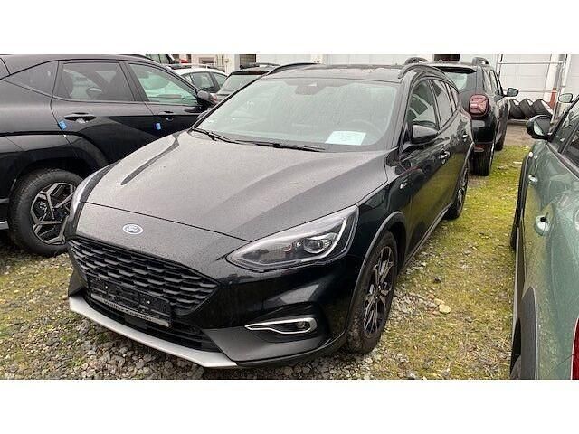 Gebraucht Ford Focus Active X 182 PS (133 kW) 2021 Obsidianschwarz metallic Kombi