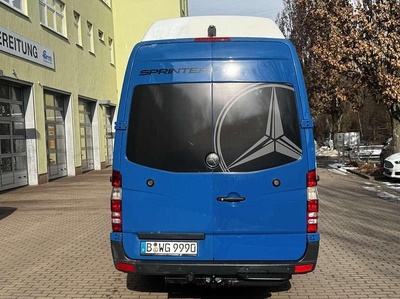 Gebraucht Mercedes Sprinter 163 PS (119 kW) 2010 Blau Van