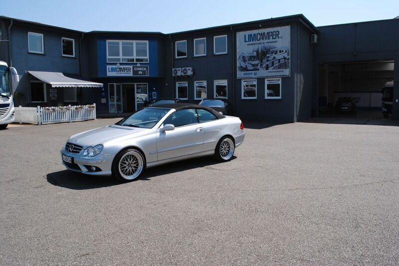 Silber Gebraucht 2004 Mercedes CLK500 Cabrio | 25.900 € - Bild 1/4