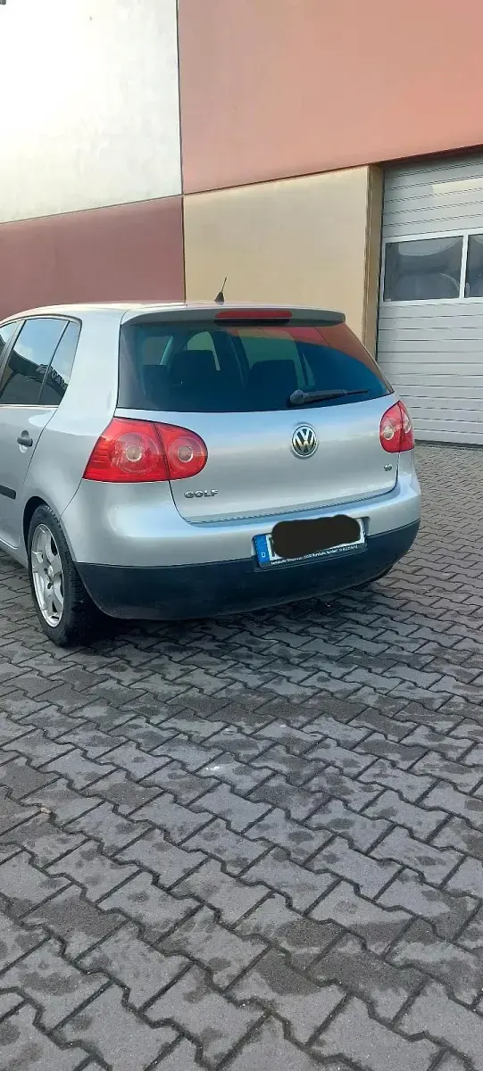 Gebraucht VW Golf V 105 PS (77 kW) 2006 Silber Kleinwagen