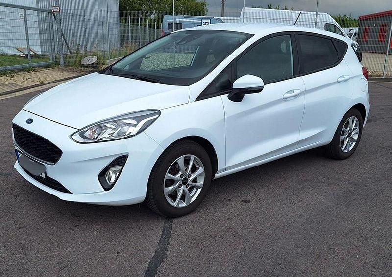 Weiß Gebraucht 2018 Ford Fiesta Cool & Connect Kleinwagen | 10.000 € (Etwas zu teuer) - Bild 1/4