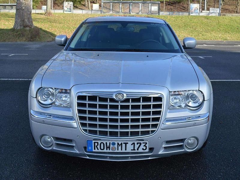 Gebraucht Chrysler 300C Touring 218 PS (160 kW) 2010 Silber Kombi