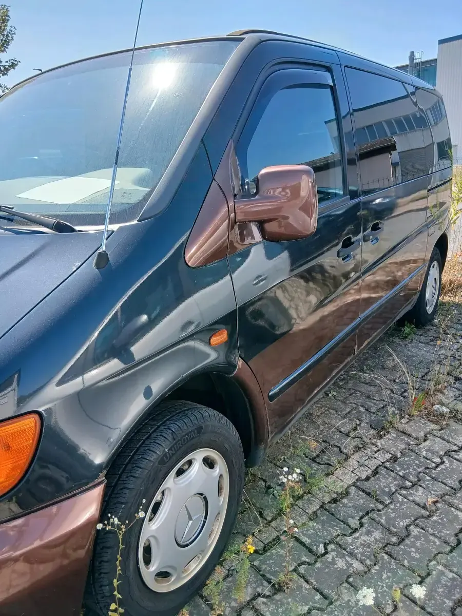 Gebraucht Mercedes Vito 122 PS (89 kW) 2000 Schwarz Van
