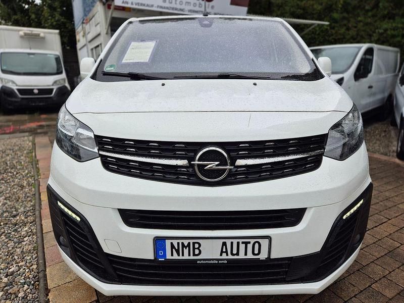 Gebraucht Opel Vivaro Innovation 177 PS (130 kW) 2020 Weiß Van / Kleinbus