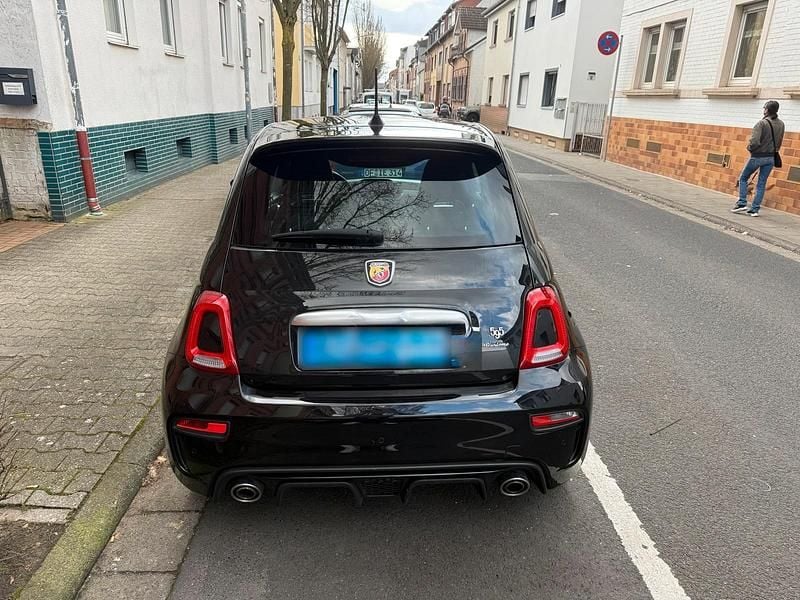 Gebraucht Abarth 595 Turismo 165 PS (121 kW) 2022 Schwarz Kleinwagen