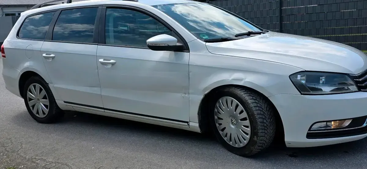 Gebraucht VW Passat 140 PS (102 kW) 2011 Weiß Kombi