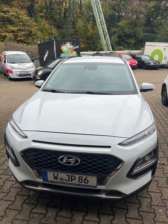Weiß Gebraucht 2017 Hyundai Kona Premium SUV | 14.500 € (Guter Preis) - Bild 1/4