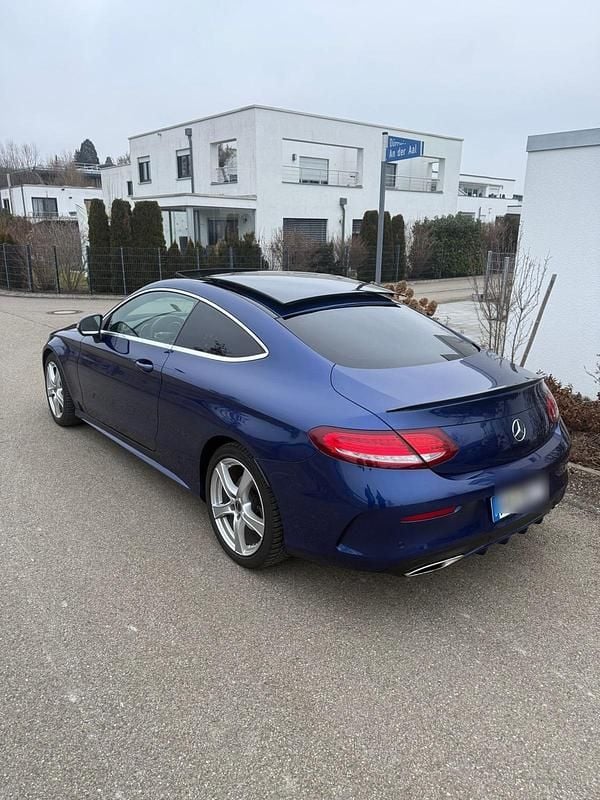 Gebraucht Mercedes C300 AMG line 245 PS (180 kW) 2016 Blau Coupé