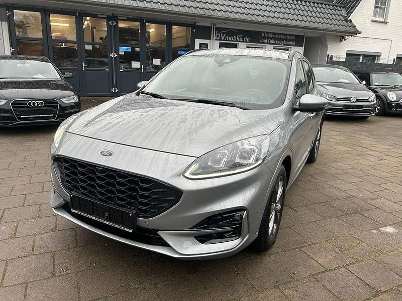 Gebraucht Ford Kuga ST-Line X 150 PS (110 kW) 2022 Solar silver SUV