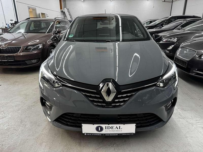 Gebraucht Renault Clio V Intens 91 PS (66 kW) 2022 Städtisches grau Kleinwagen