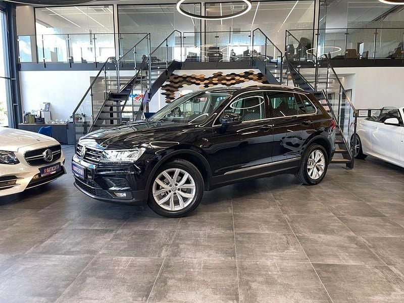 Schwarz Gebraucht 2018 VW Tiguan SUV | 19.890 € (Superpreis) - Bild 1/4