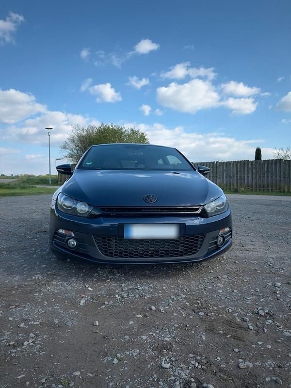 Second-hand VW Scirocco 170 CP (125 kW) 2011 Albastru Coupe