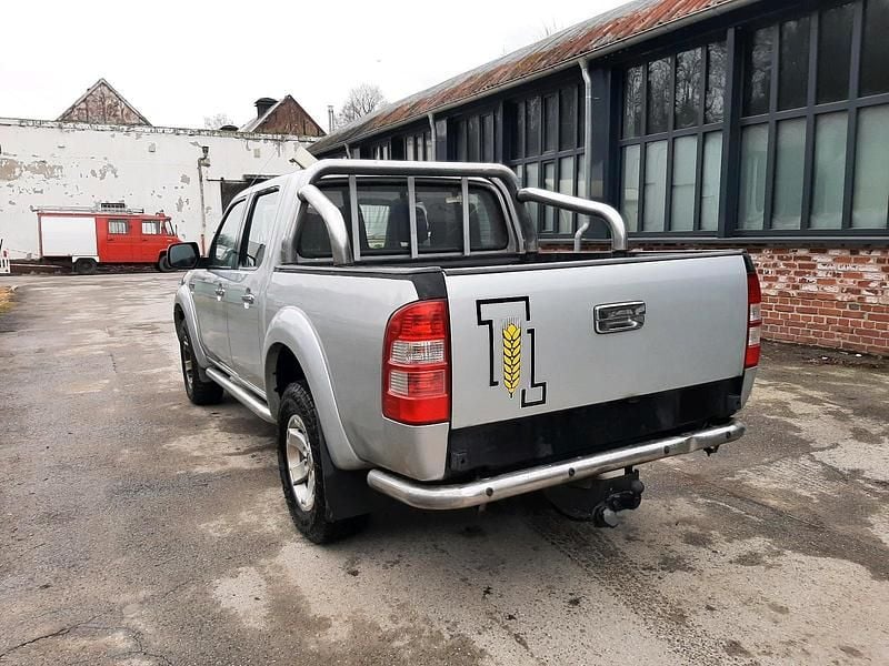 Gebraucht Ford Ranger Limited 143 PS (105 kW) 2009 Silber Abholung