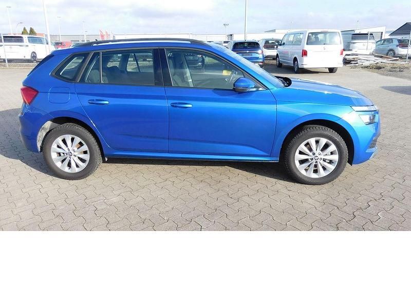 Gebraucht Skoda Kamiq 110 PS (80 kW) 2022 Raceblaumet f5wblau SUV