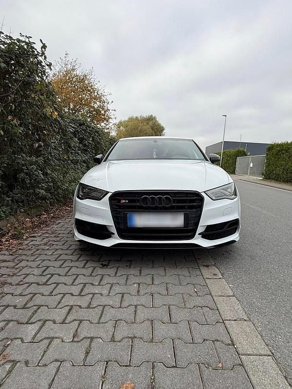 Gebraucht Audi S3 Design 300 PS (220 kW) 2015 Weiß Limousine