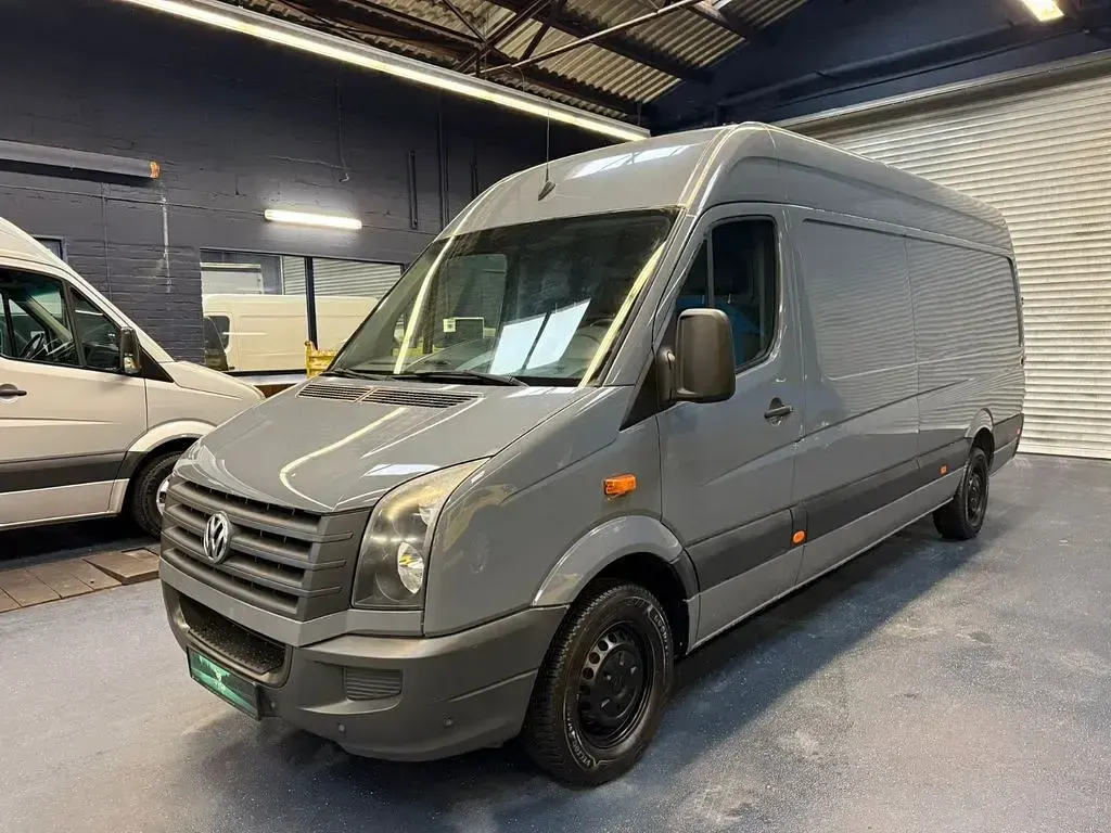 Gebraucht VW Crafter 163 PS (119 kW) 2014 Grau Van